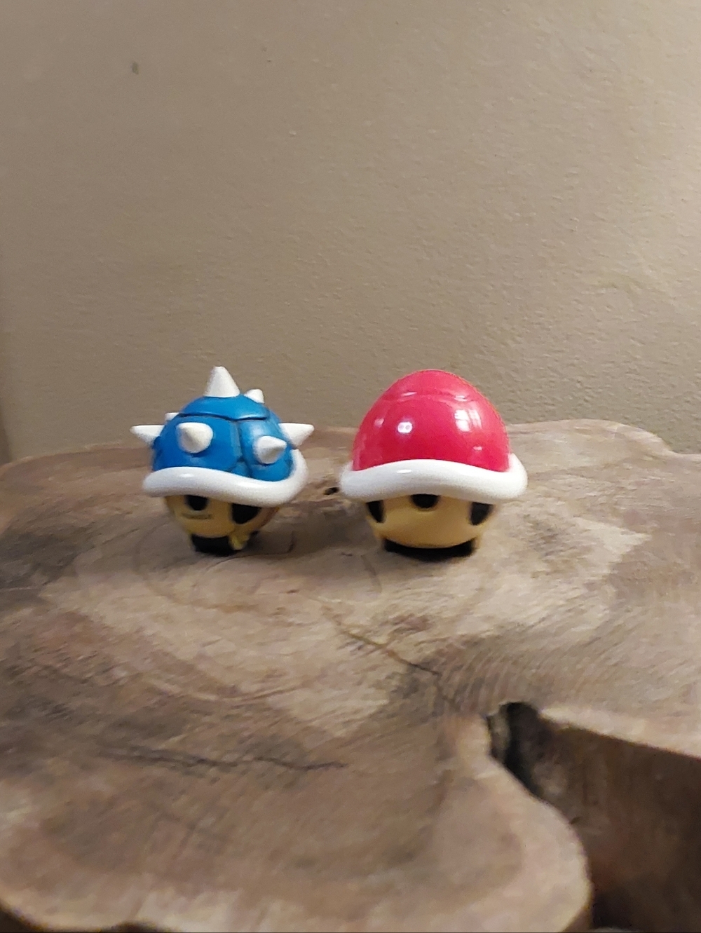 Super Mario Bro Shells - Picture 3 of 7